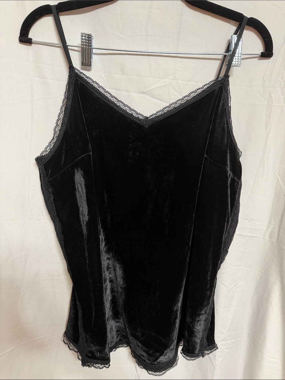 Who What Wear Black Velvet Lace-Trim Slip